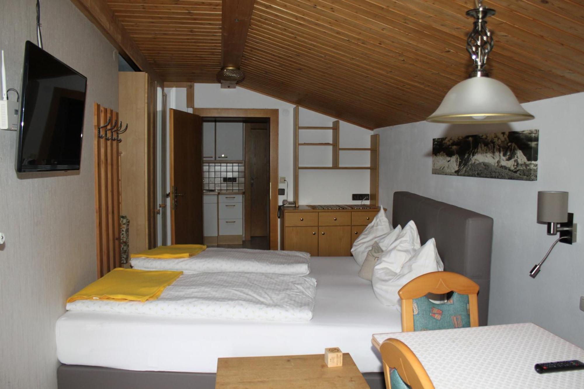 Otto Steiner Appartements Pension Ellmau & Wilder Kaiser ภายนอก รูปภาพ