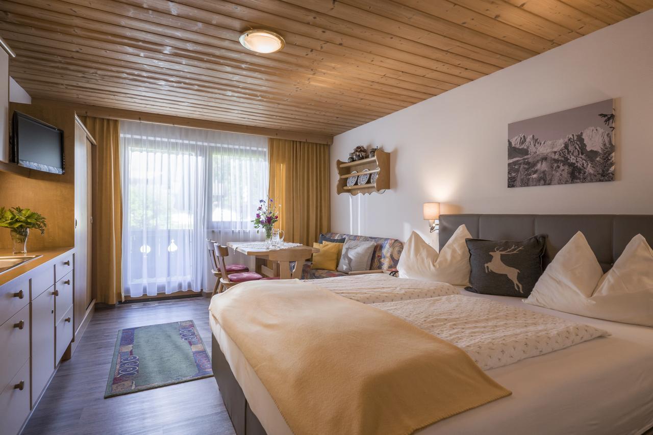 Otto Steiner Appartements Pension Ellmau & Wilder Kaiser ภายนอก รูปภาพ